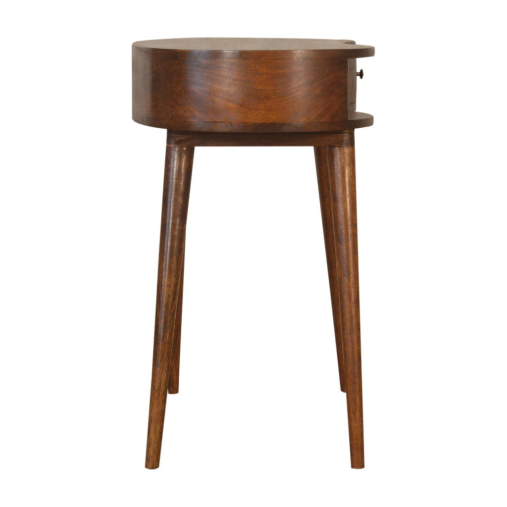 Bureau arrondi en châtaignier