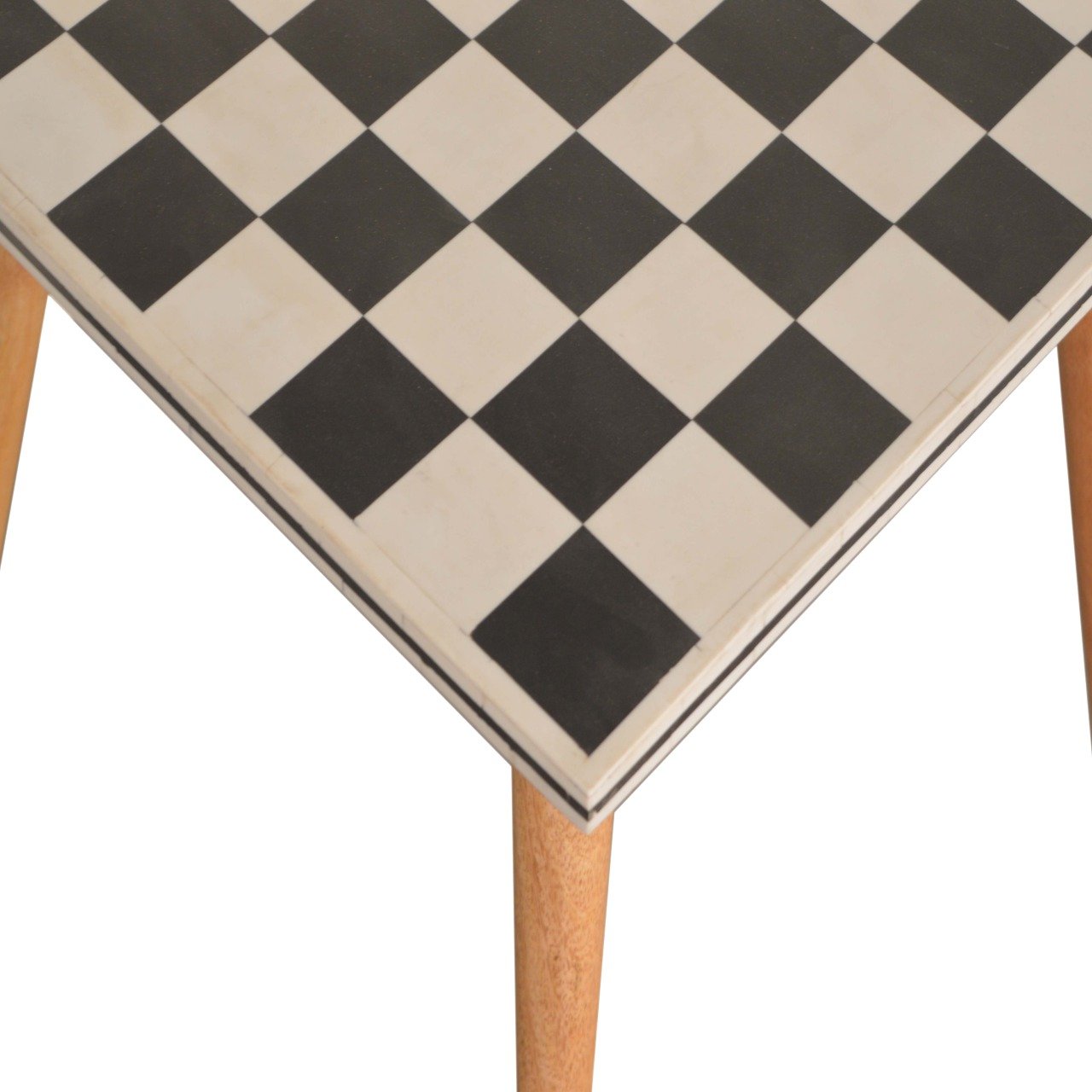 Table d'appoint à carreaux