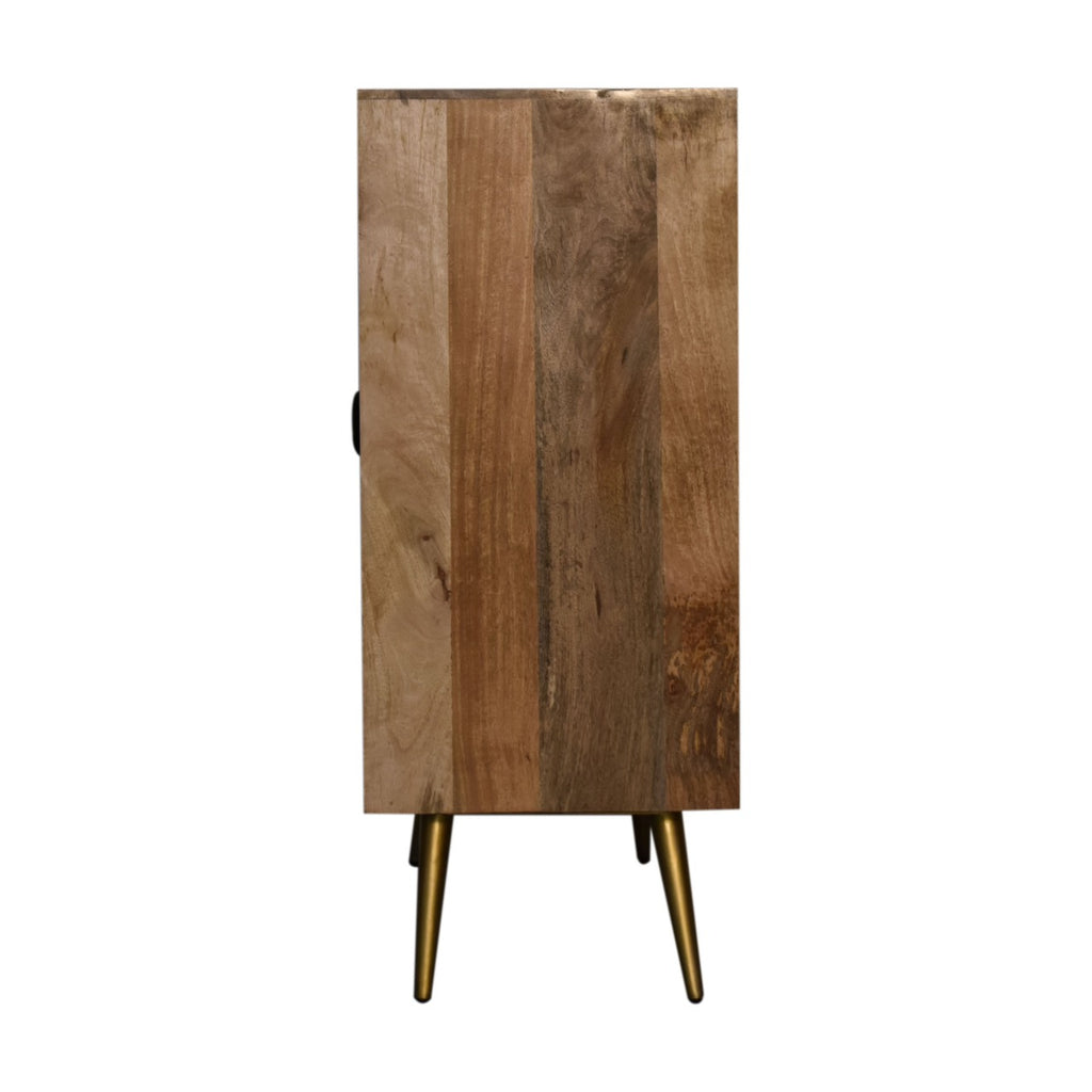 Armoire en ciment incrustée de laiton