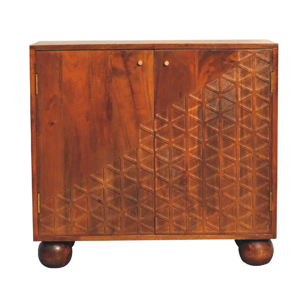 Armoire à dés en châtaignier