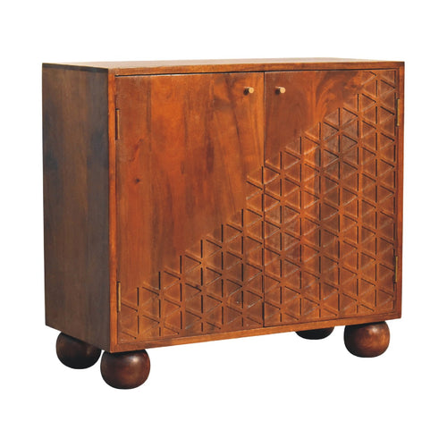 Armoire à dés en châtaignier