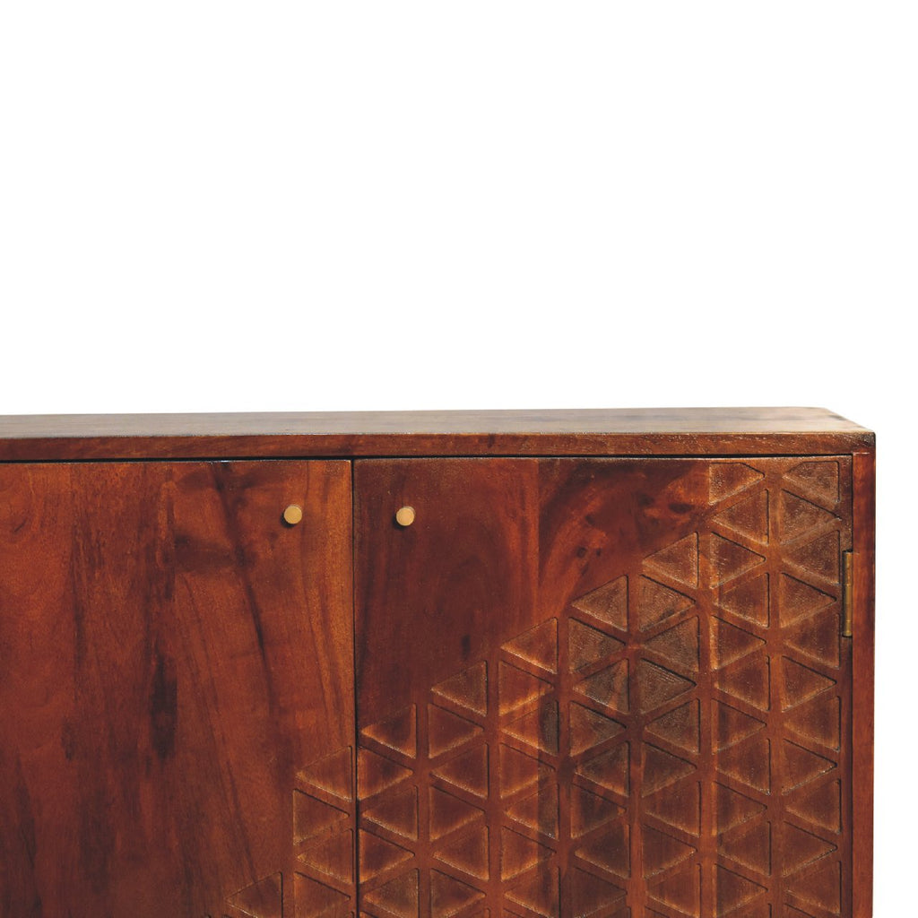 Armoire à dés en châtaignier