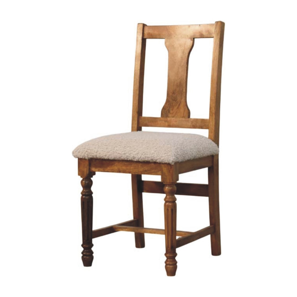 Chaise d'écriture à pieds tournés
