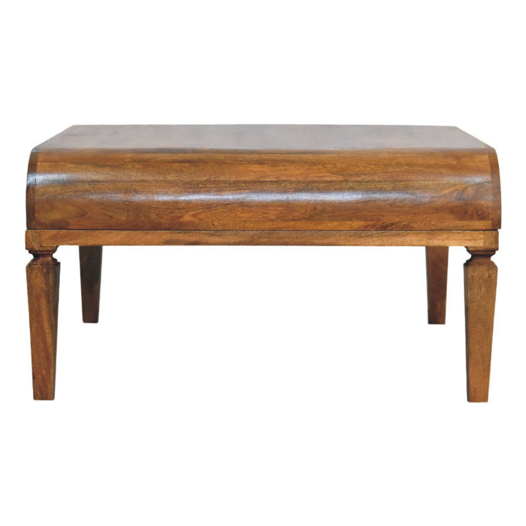Table basse à cadre incurvé