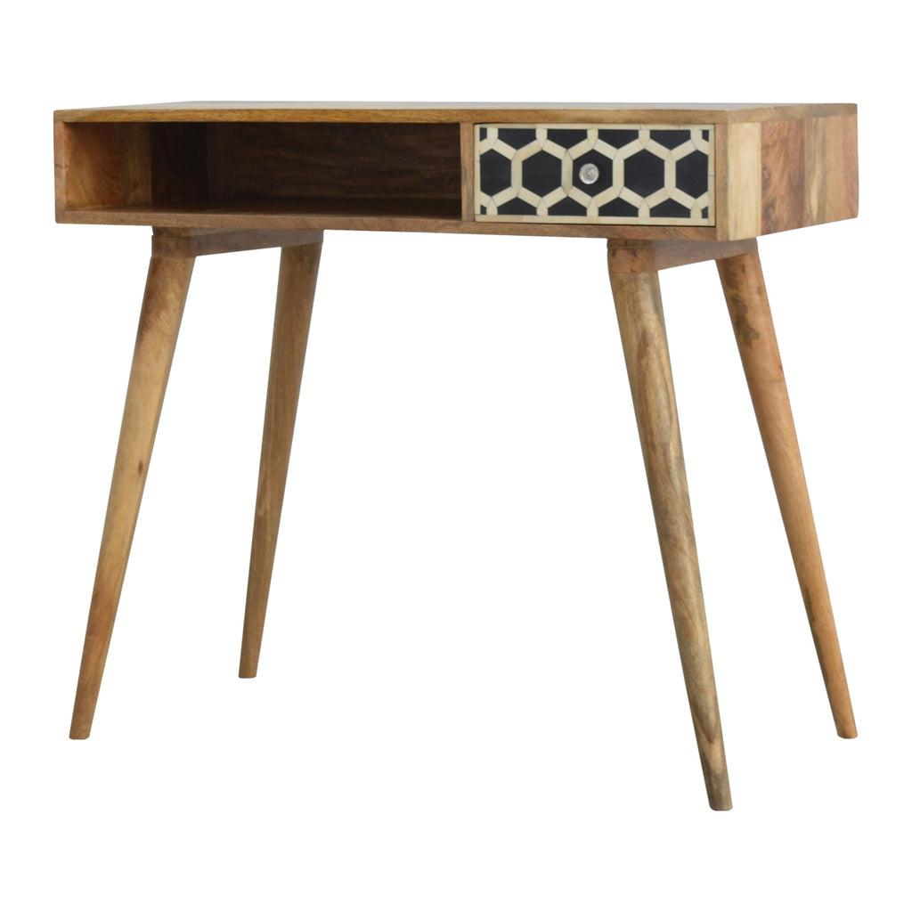 Bureau incrusté d'os