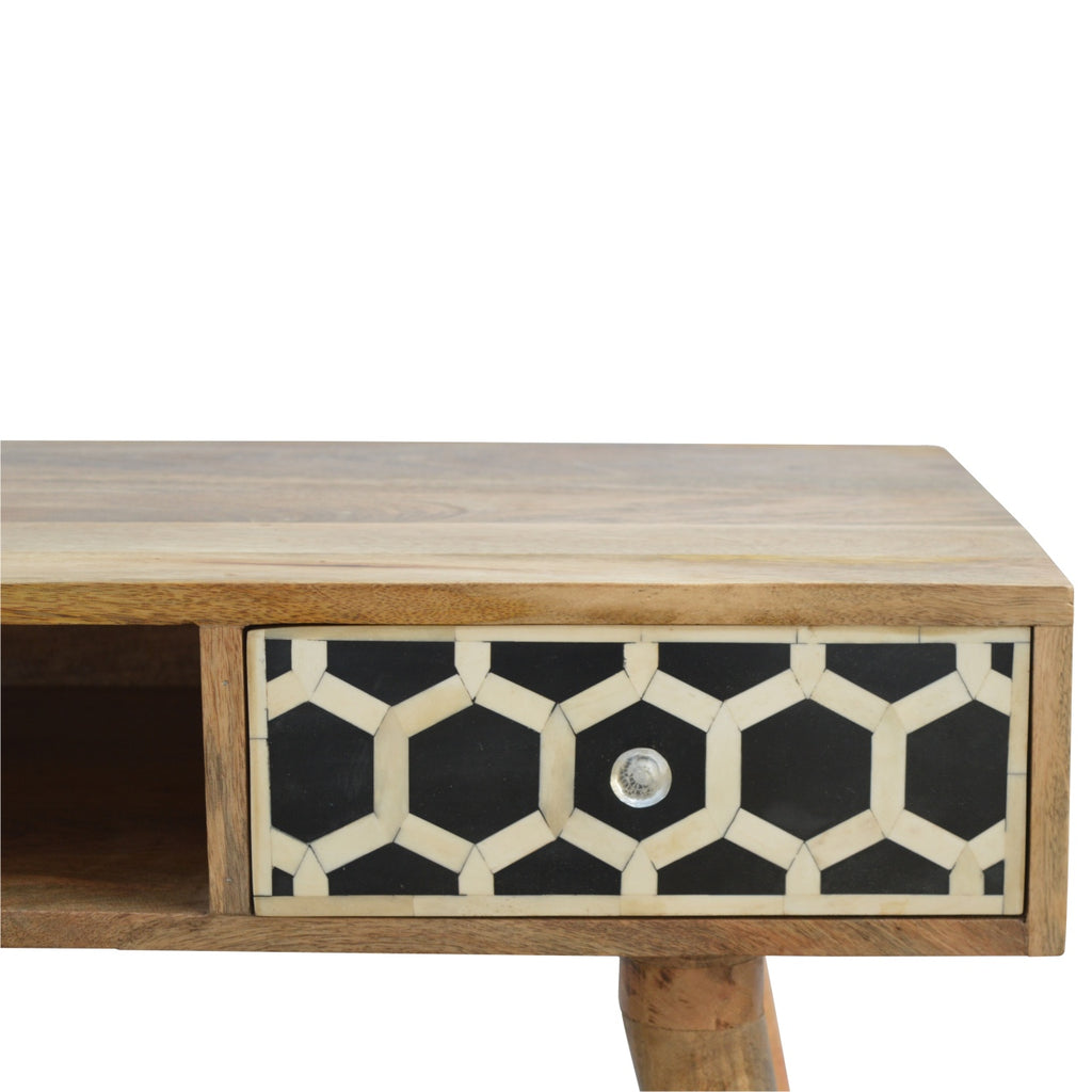 Bureau incrusté d'os